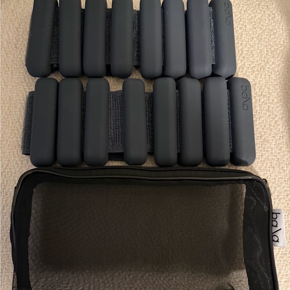 Bala Charcoal Fitness Bangles 2lb with case - Picture 3 of 7